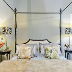 Apartment In With Piazza Views Lucca