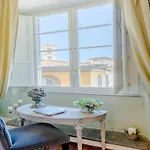 Apartment In With Piazza Views Lucca