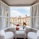Apartment In With Piazza Views