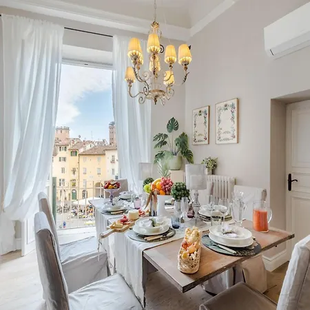 In With Piazza Views Appartement *